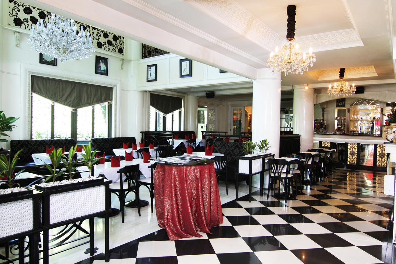 Geulis Boutique Hotel Бандунг Экстерьер фото